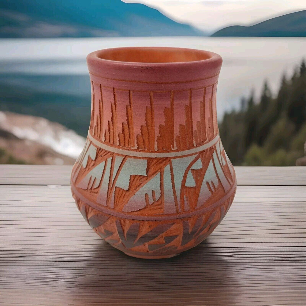 Mesa Verde Pottery Carved Etched Red Earth Pot Signed Colorful 4.25"t